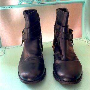 Sperry Black Leather Ankle Boots with Gold Accents